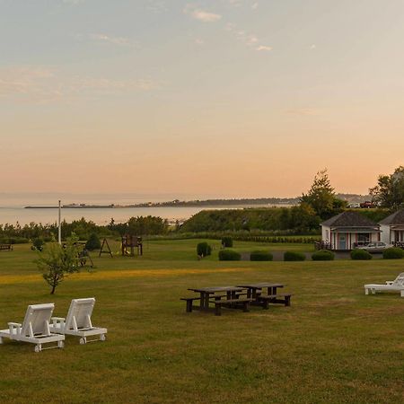 Motel Au Fleuve D'Argent Rivière-du-Loup エクステリア 写真